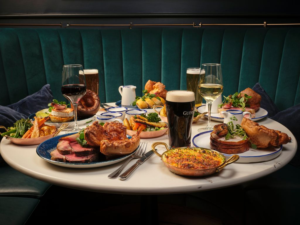 Blue Boar Pub Sunday roast